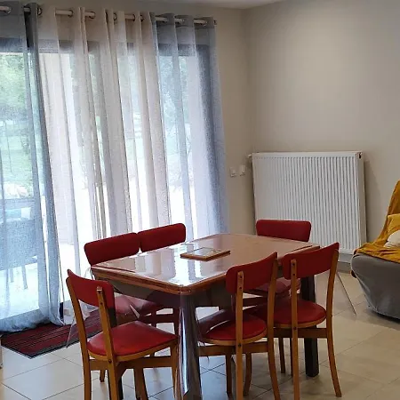 Maison *